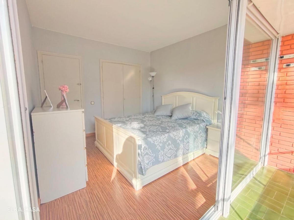 Apartmán Apartamento Muy Luminoso En Segunda Linea De Mar Roda de Bará Exteriér fotografie