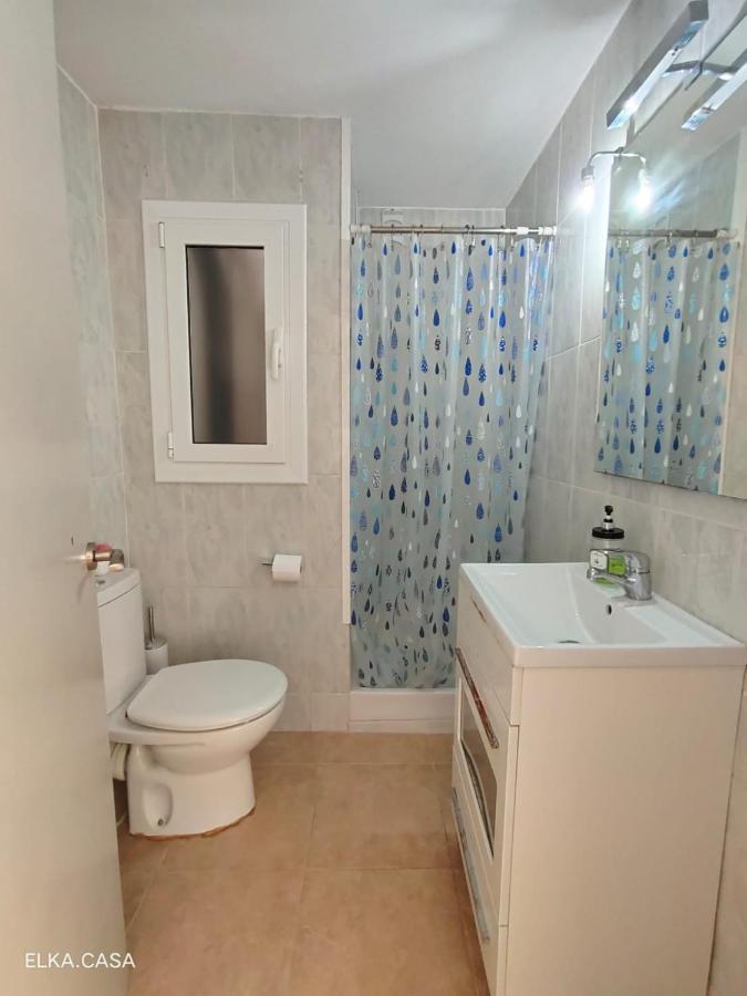 Apartmán Apartamento Muy Luminoso En Segunda Linea De Mar Roda de Bará Exteriér fotografie